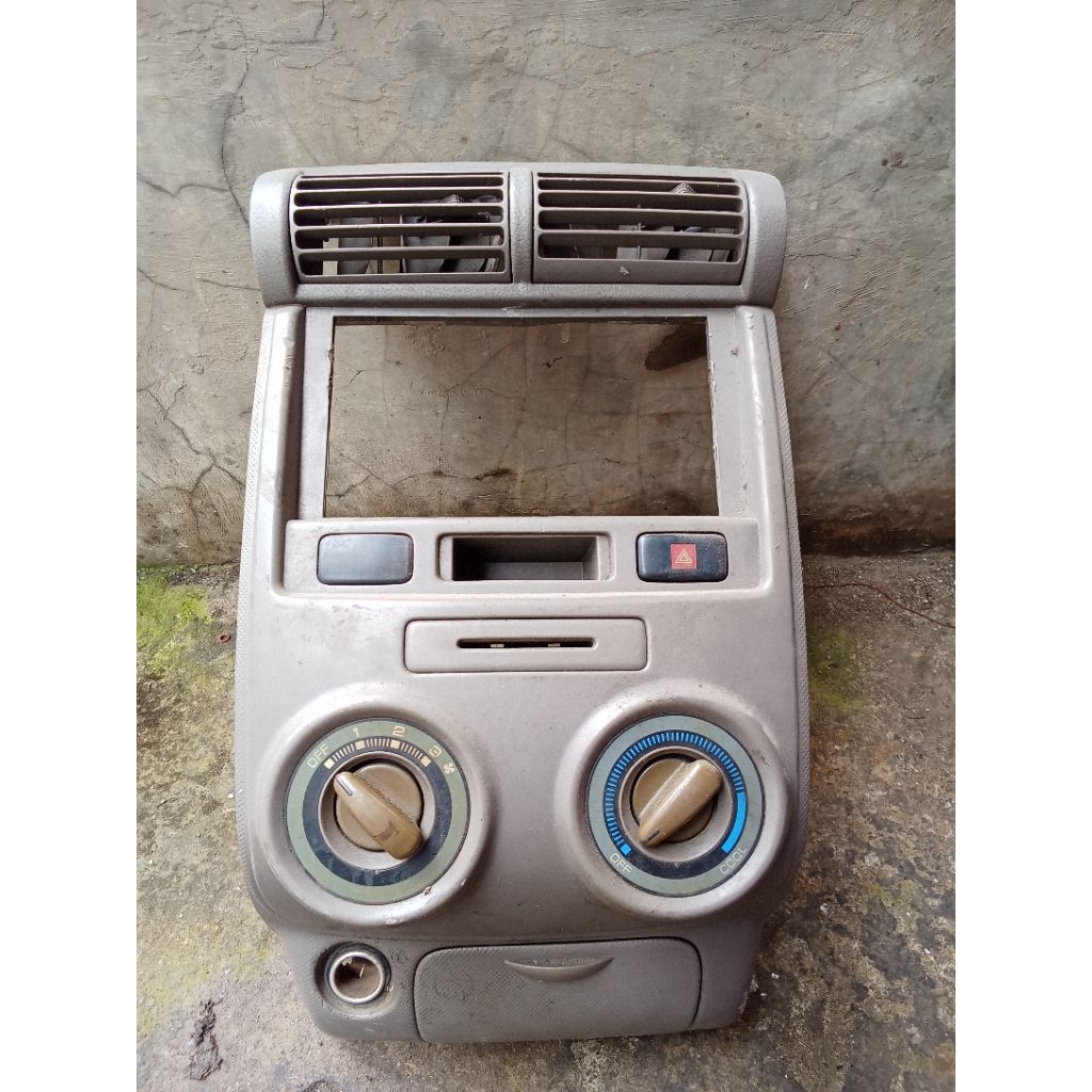 frame Panel ac tengah copotan Avanza lama