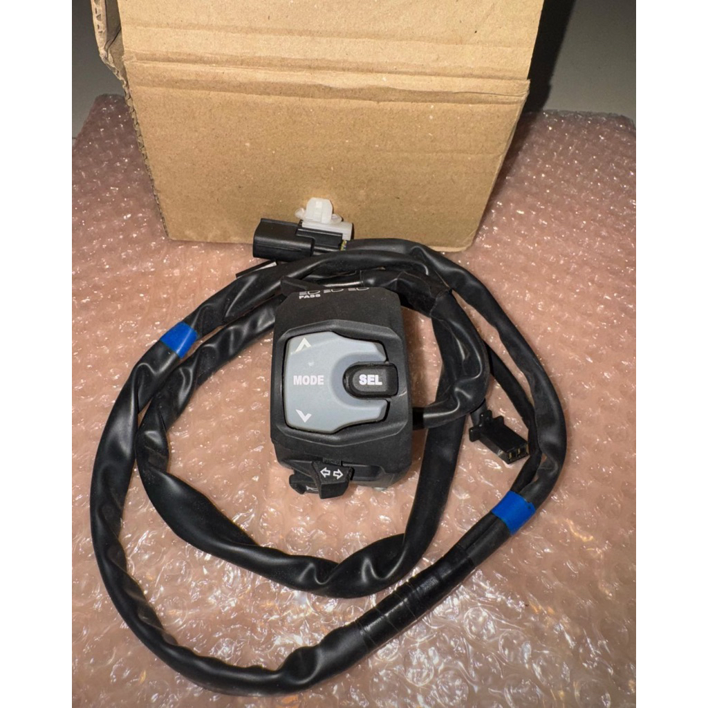 holder kiri gsx1000 original baru