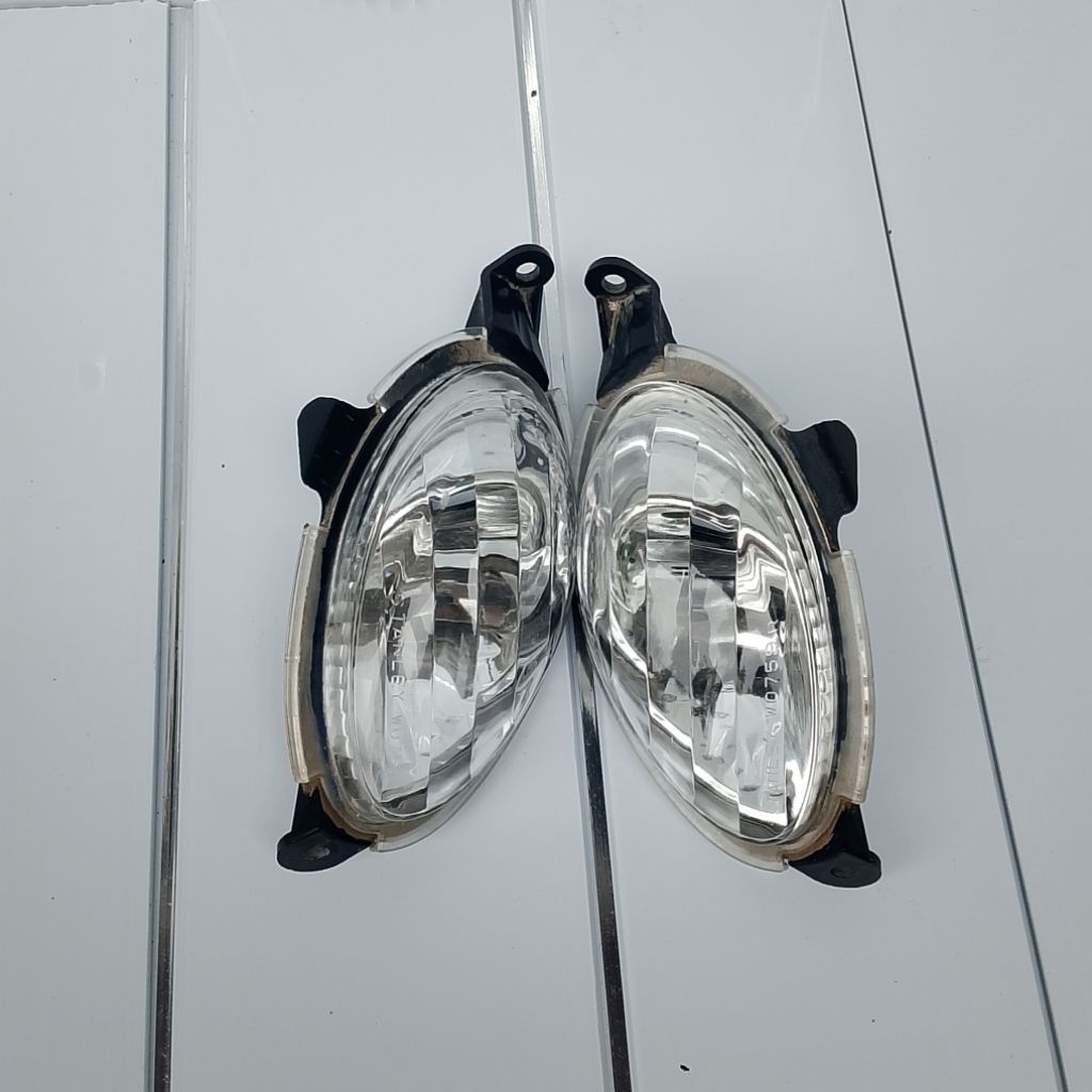 lampu sein sen depan Yamaha fino karbu original