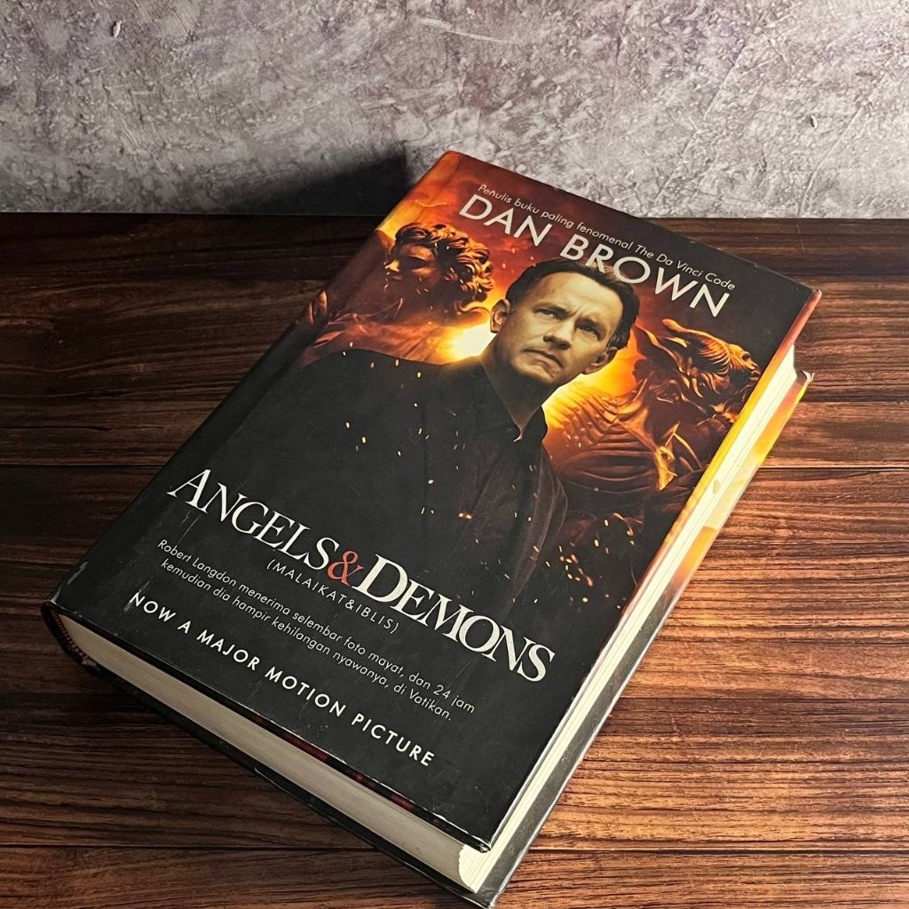 [Original, Hard Cover] Malaikat dan Iblis (Angels and Demons) Edisi Spesial  - Dan Brown