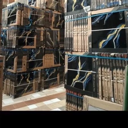 Granit Arna 60x60 Gavra black gold