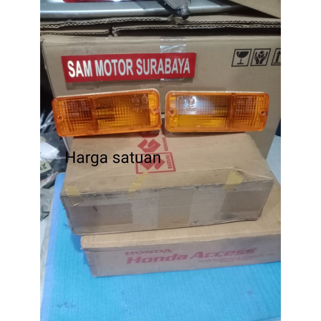 Lampu sein bemper depan Suzuki Jimny katana Carry Original