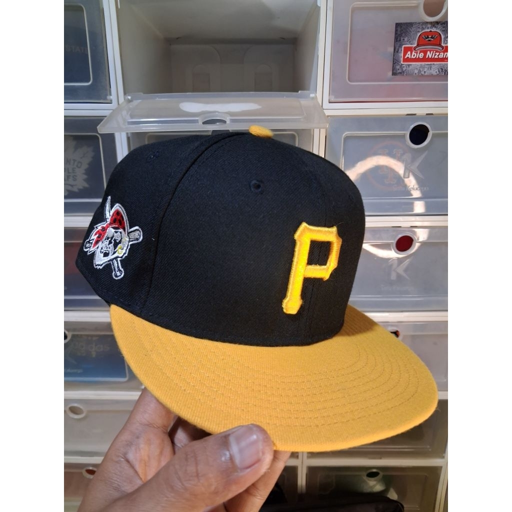 topi new era pirates feated