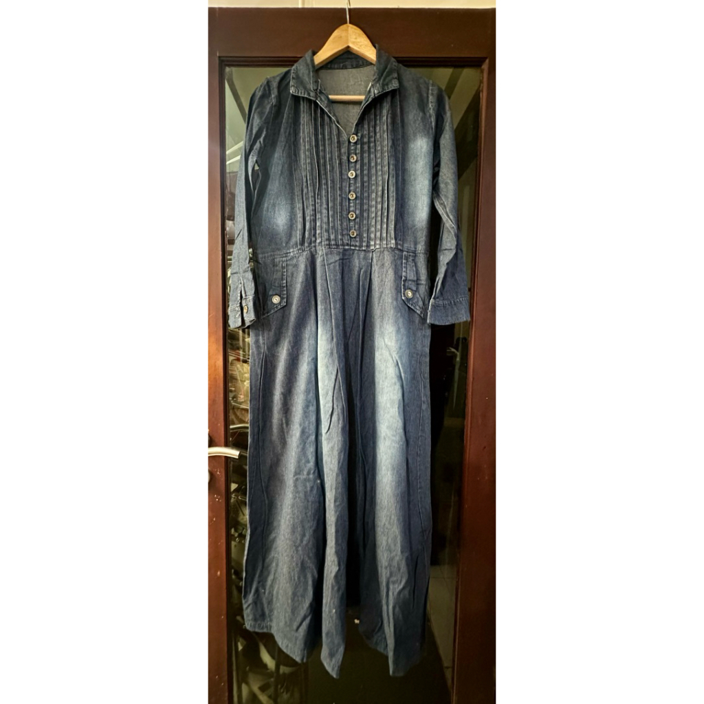 Preloved, Dress Jeans