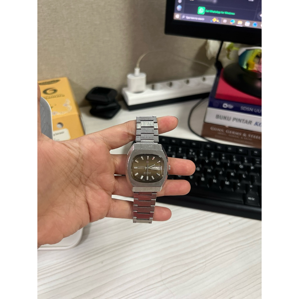 Jam Tangan Titoni Cosmos Automatic