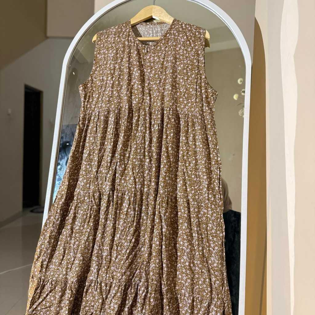 Inner dress rayon motif adem Busui tanpa lengan midi