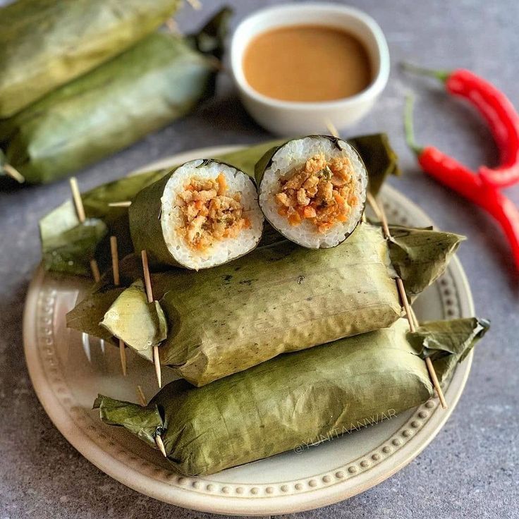 Arem-Arem Ayam Gurih – Porsi Kenyang, Isian Spesial