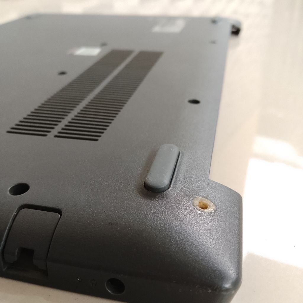 Karet Kaki Laptop Lenovo Ideapad 320 330-14 Series | Rubber Feet Anti Slip | Dudukan Bawah