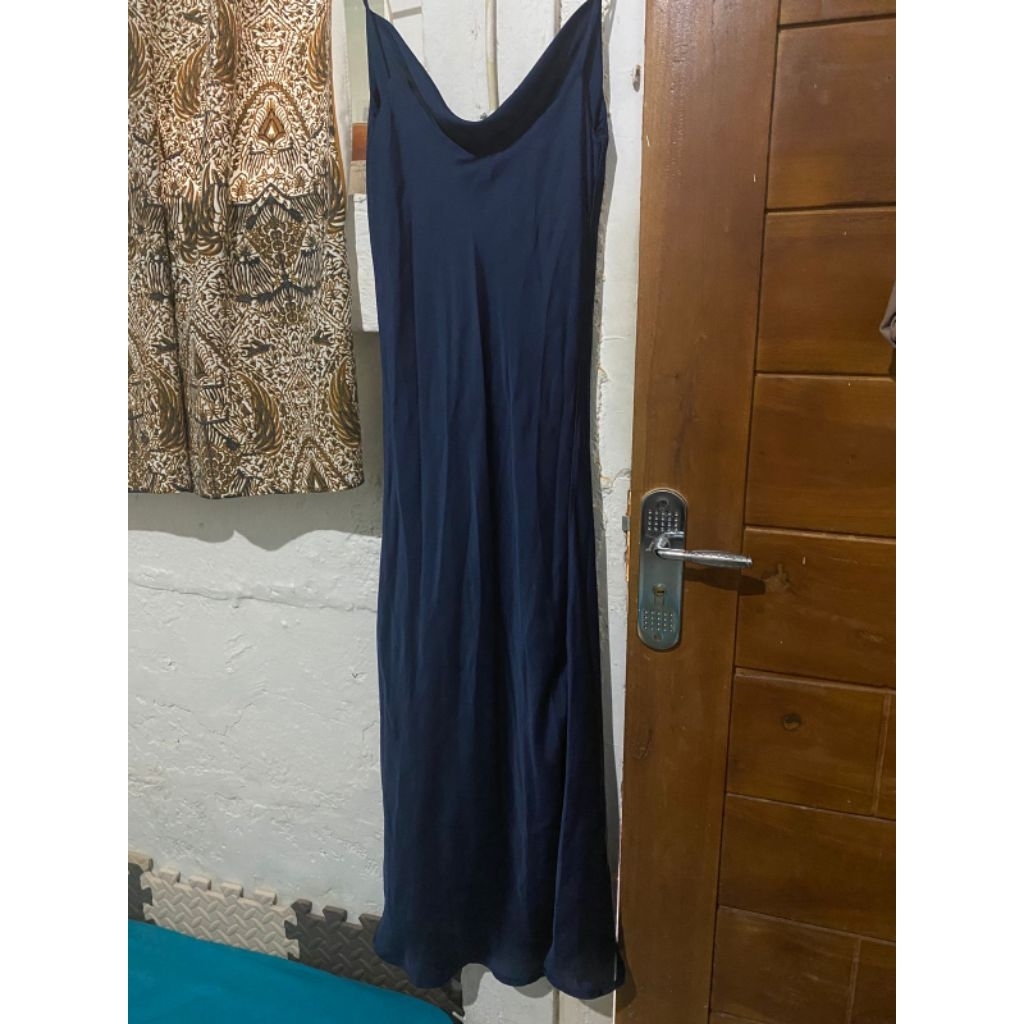 Preloved Dress Satin