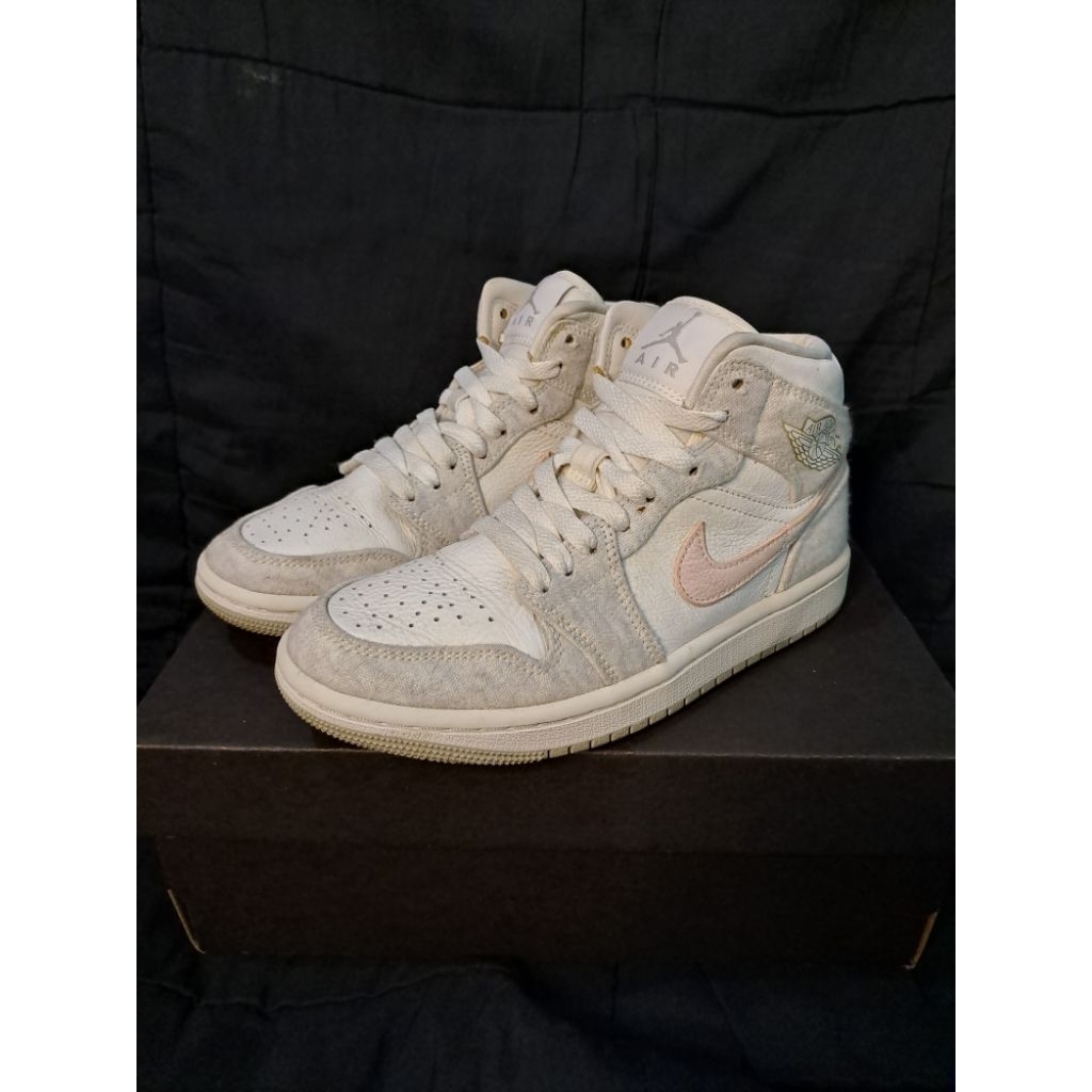 AJ Air Jordan 1 Mid SE Light Iron Ore (W) size 36