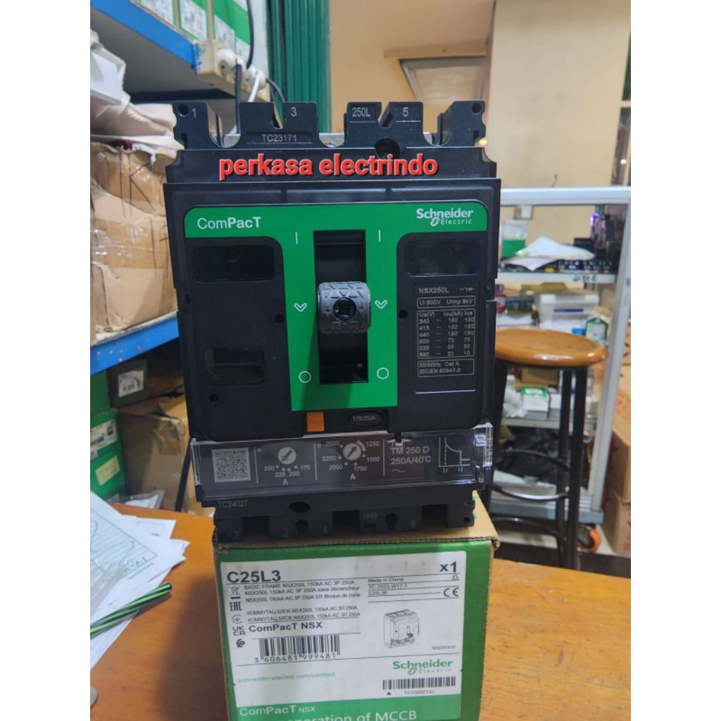 MCCB SCHNEIDER NSX250L 150KA 3P 250A SCHNEIDER