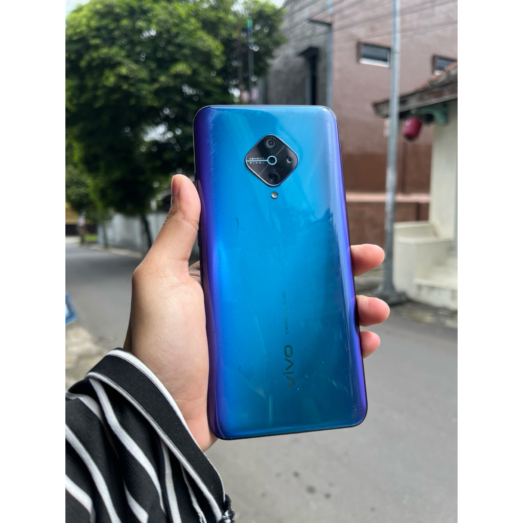 Vivo S1 Pro RAM 8GB ROM 128GB | Layar AMOLED | Kamera Jernih | Performa Ngebut