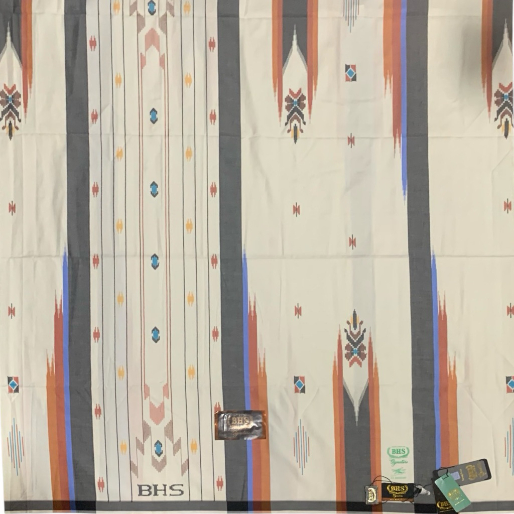 SARUNG BHS SIGNATURE GOLD SKG SUTRA 50% PUTIH MERAH