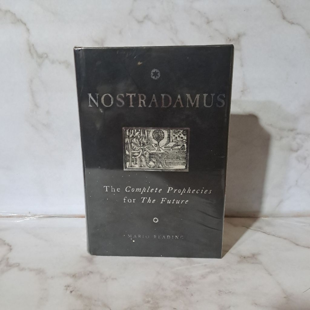 Original Preloved Buku Nostradamus: The Complete Prophecies for the Future Oleh Mario Reading