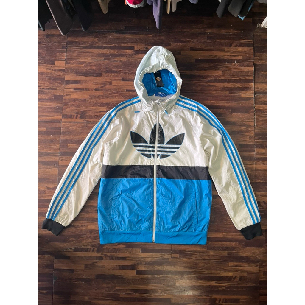 Windbreaker Adidas bunga big logo