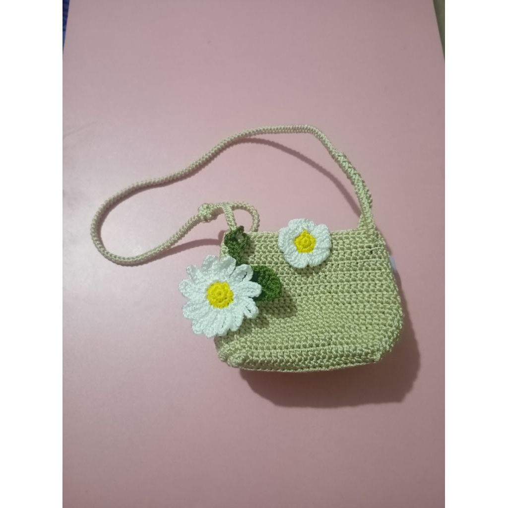 Tas selempang anak rajut