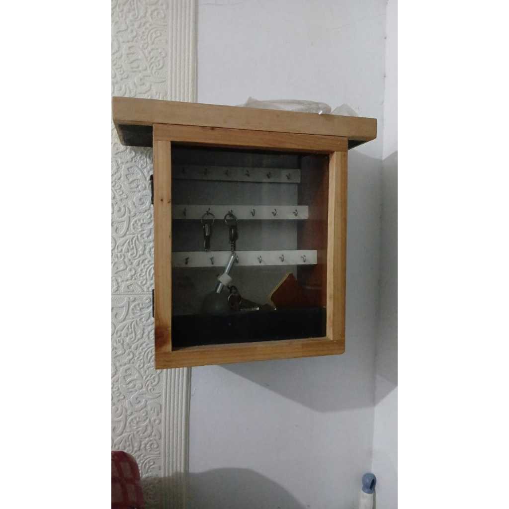 KOTAK KUNCI/BOX KUNCI KAYU