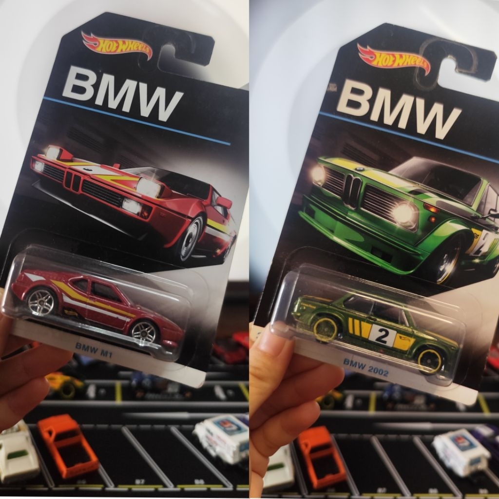 DIECAST HOTWHEELS BMW SERIES