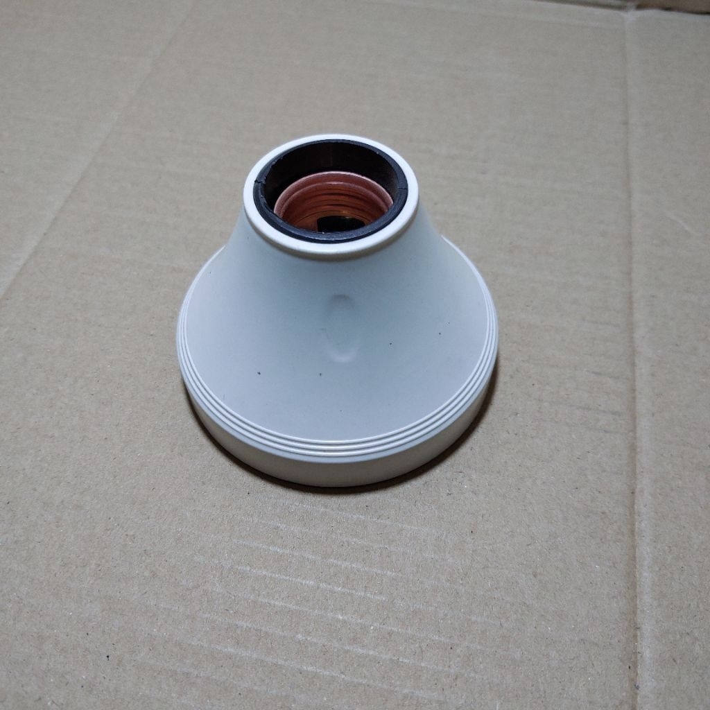 fitting lampu plafon tempel bulat kerucut SNI