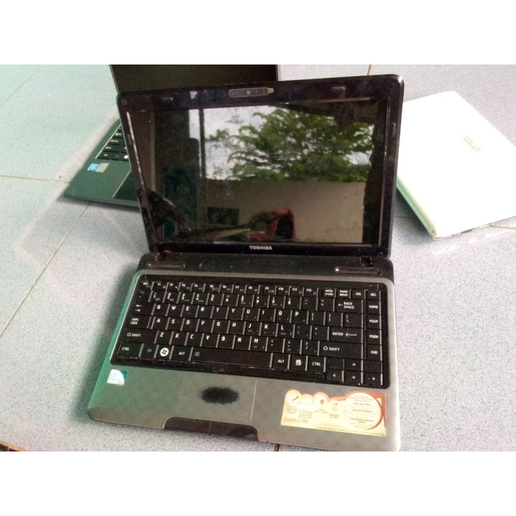 casing laptop Toshiba L735 fullset