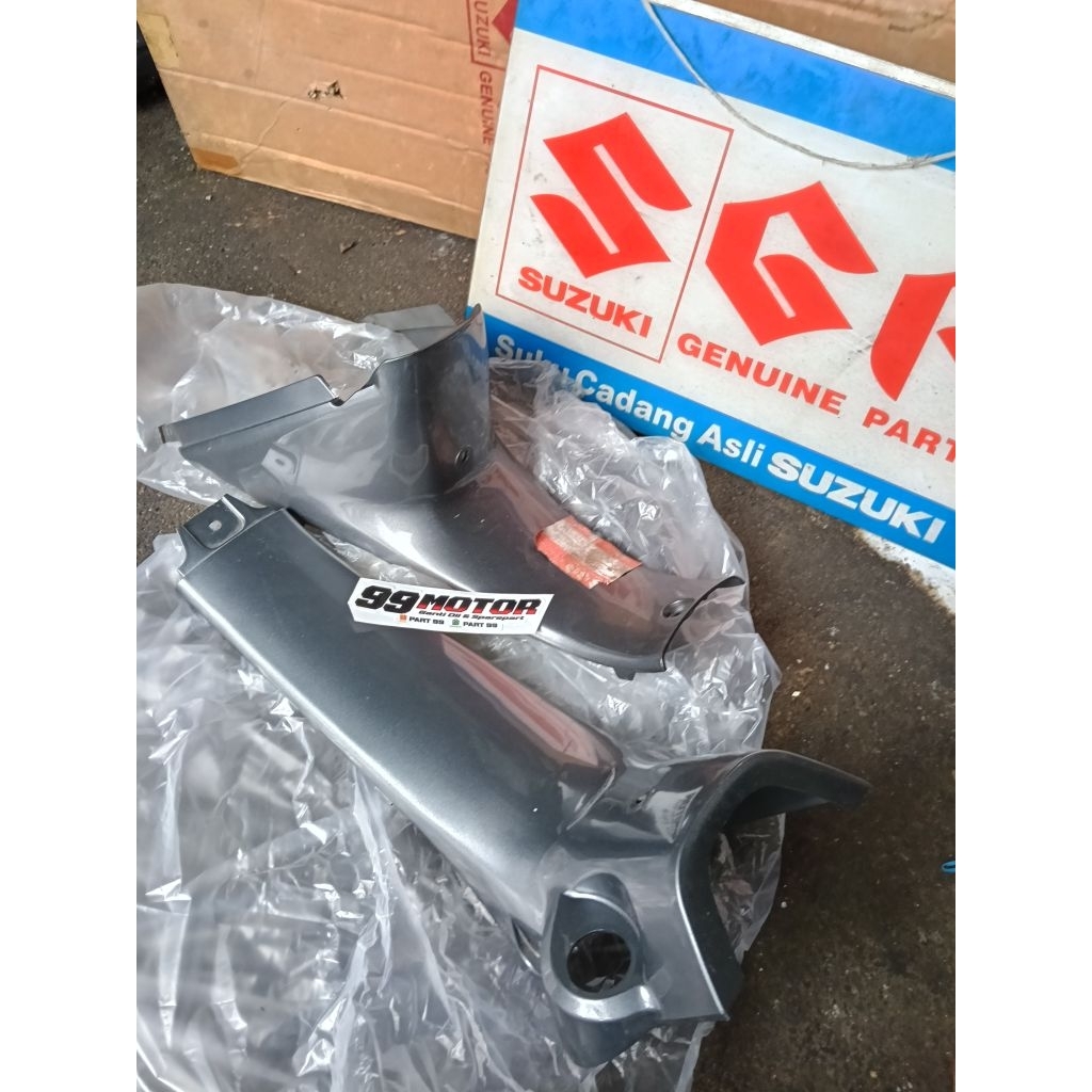 cover body legsild sayap tengah tangki set 23f suzuki Shogun 110 r new original