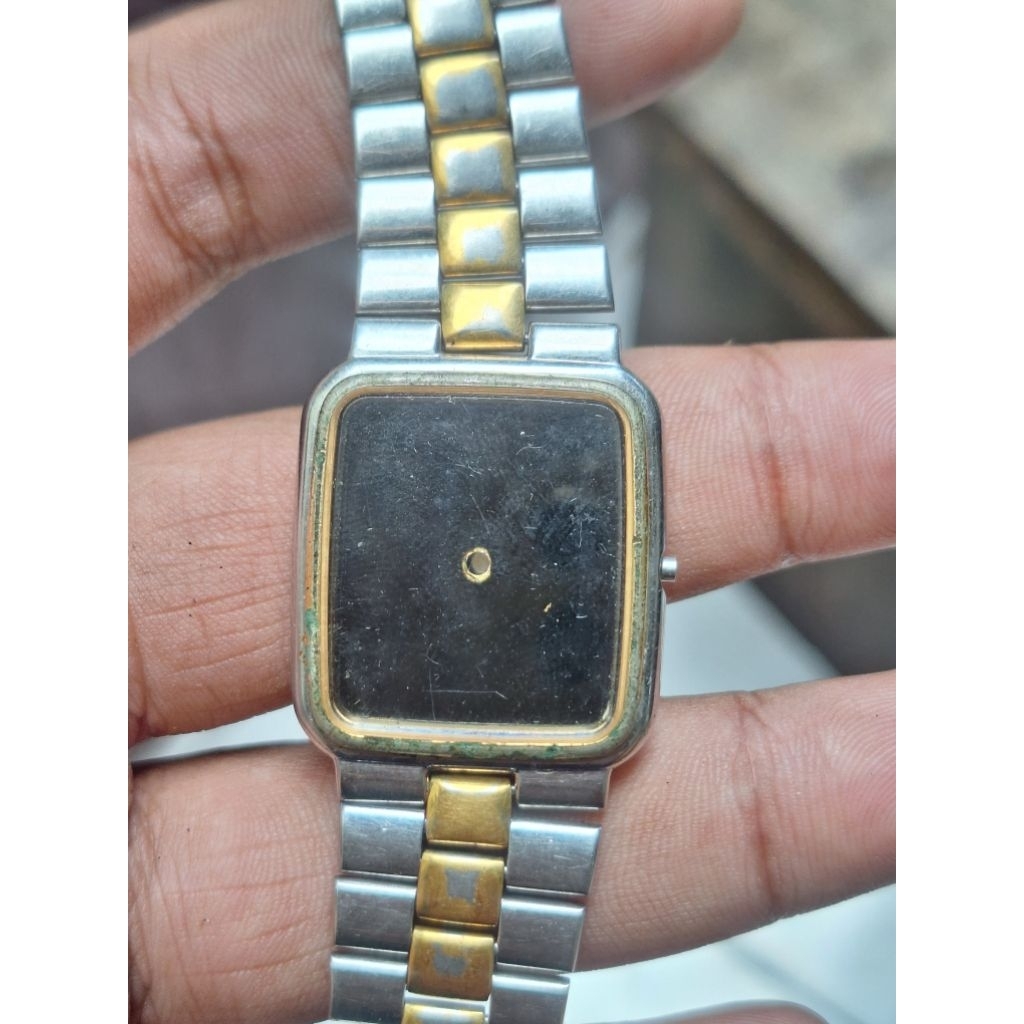 Jam tangan bahan Seiko Quartz 5p31-5870 Body n dial only