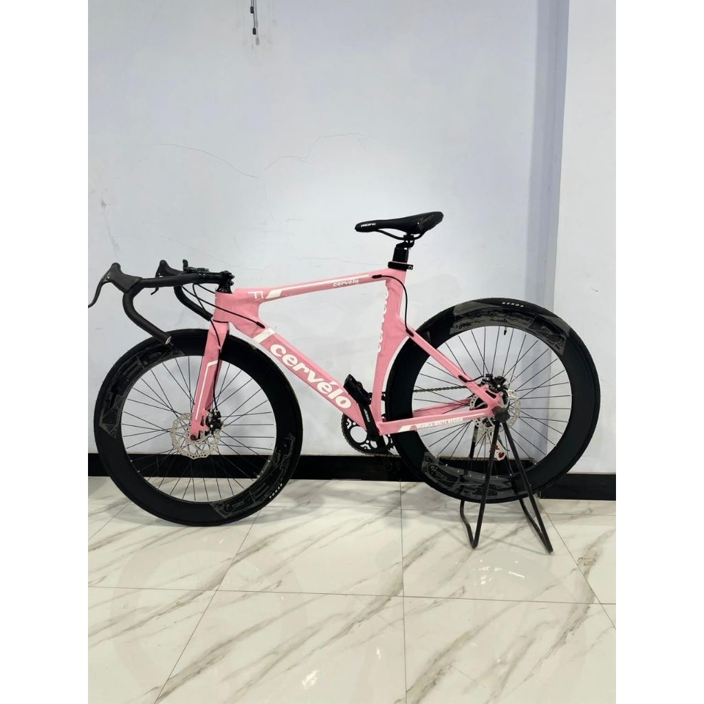 Cervelo pink susu