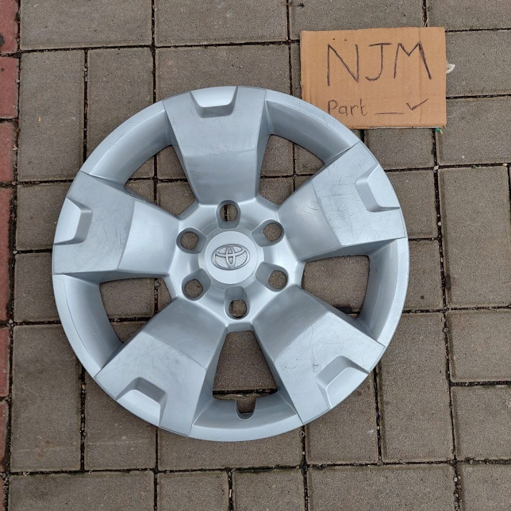 Wheeldop Dop Roda Velg Toyota Hilux Revo Vigo Original