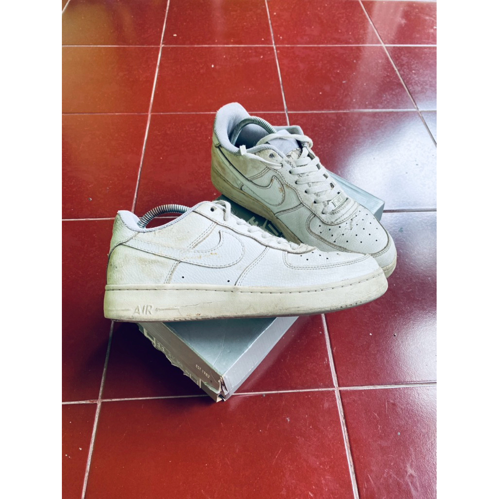 sepatu second nike air force 1 low sp