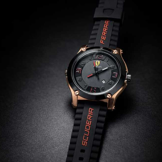 Scuderia Ferrari Jam Tangan Pria Sporty Elegan Quartz Tahan Air