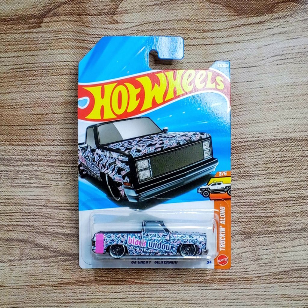 Hot Wheels 83 Chevy Silverado