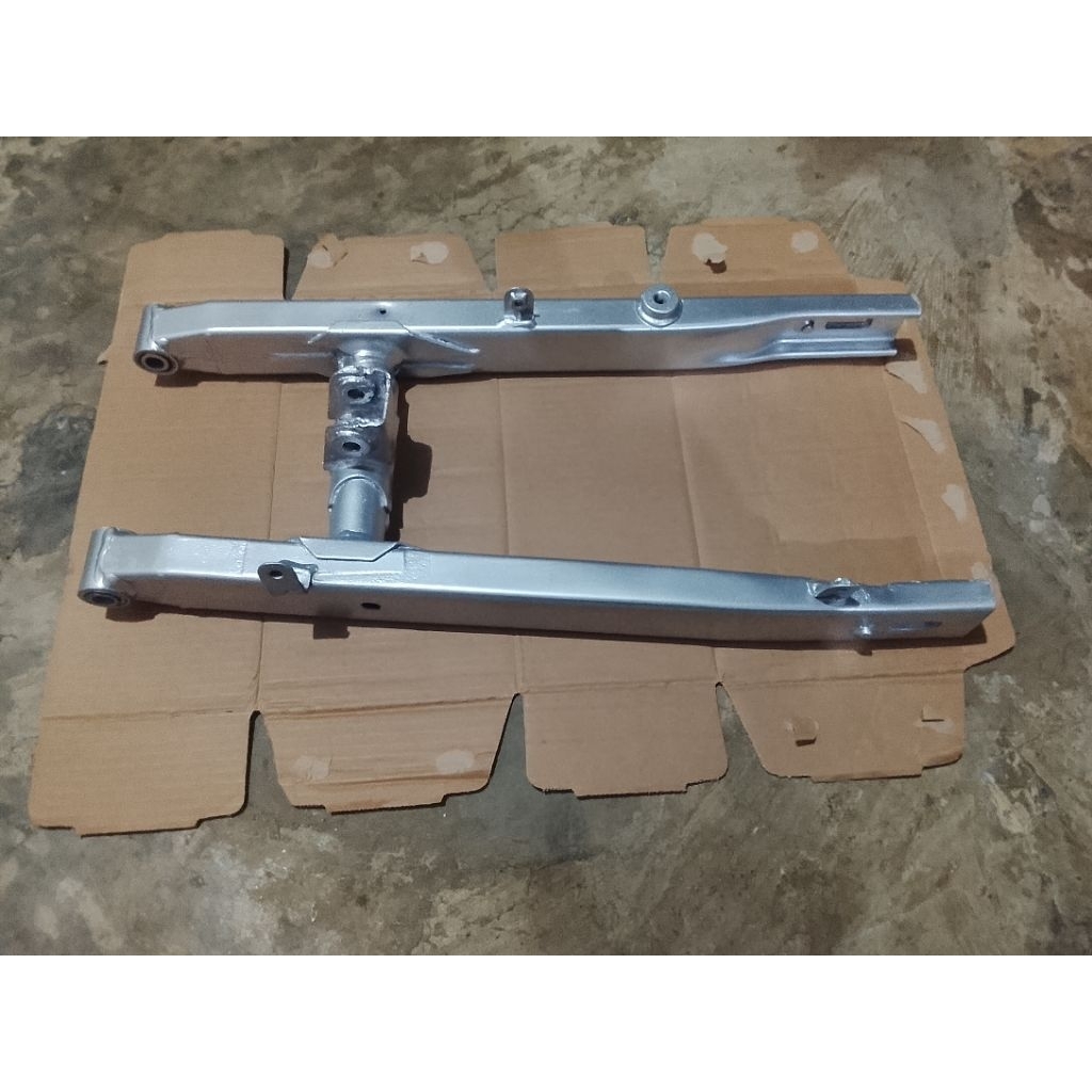 swing arm Yamaha Jupiter MX New 135 Dabel dis original second/arm Jupiter MX new 135 Dabel dis origi