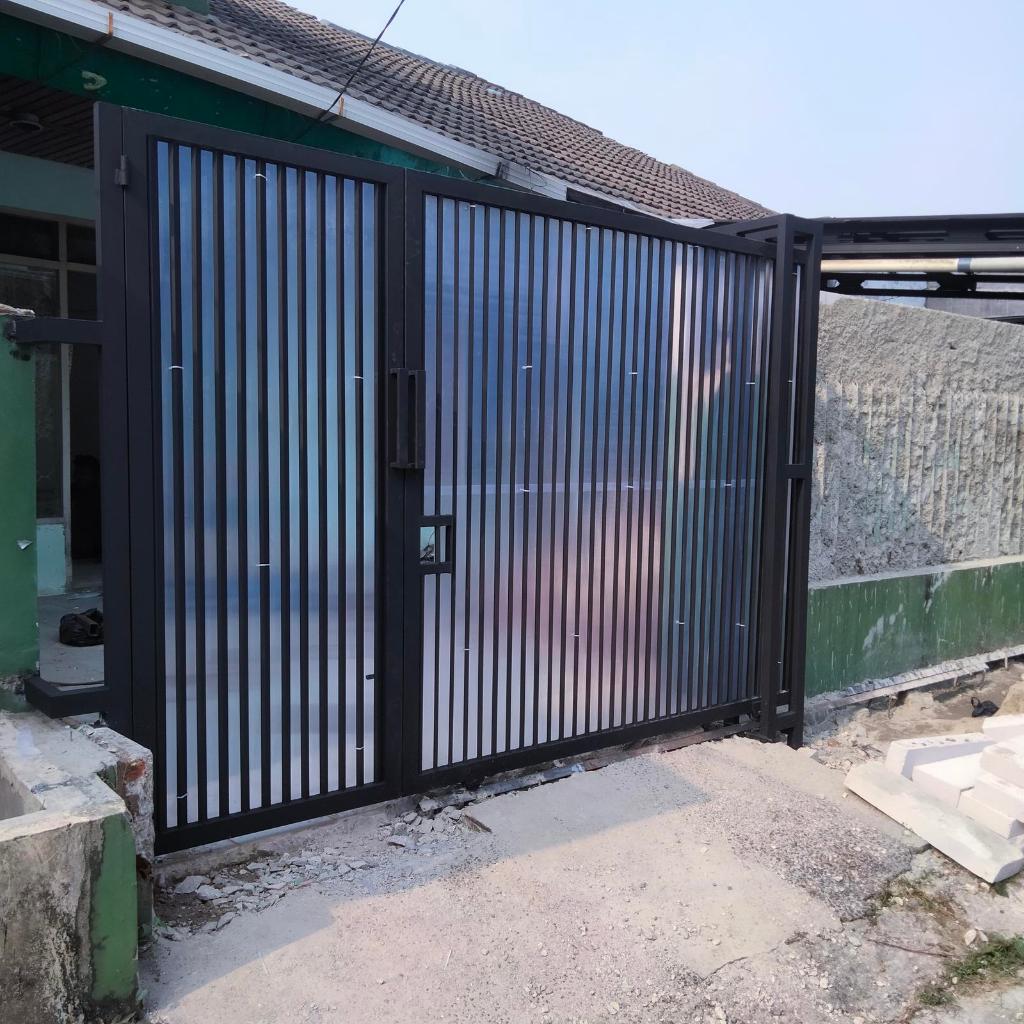 pagar rumah dorong minimalis/pagar dorong/pagar dorong dan pintu lipat