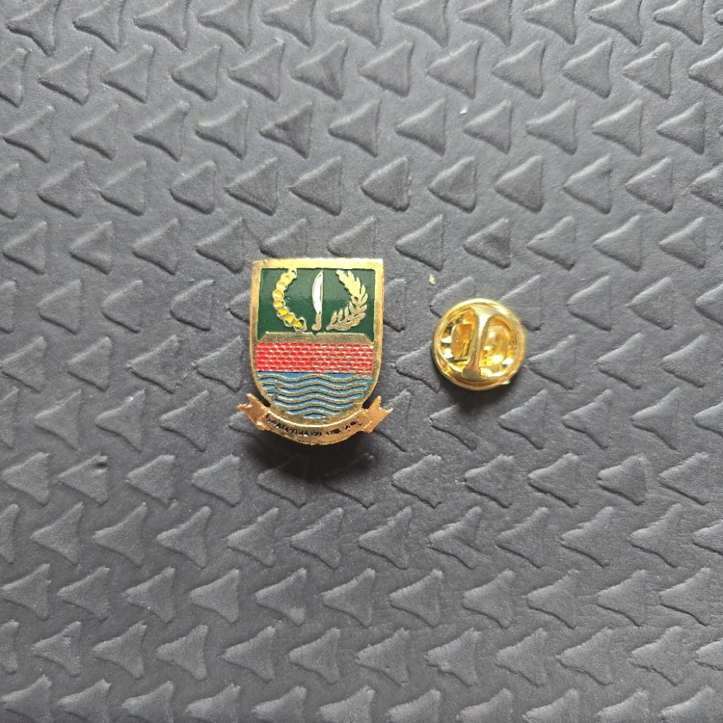 Pin Mut Kabupaten Bekasi / Pin Topi Mut Kabupaten Bekasi