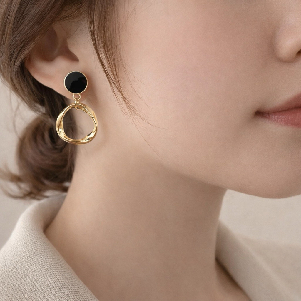 Anting anting Earrings - Gold Black Dip Round Earrings