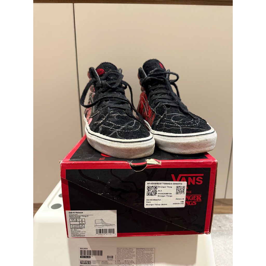 Vans Sk8 hi x Stranger Things