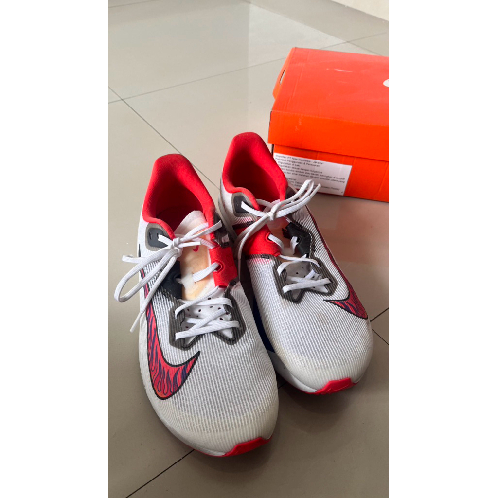 Nike Air zoom rival fly 4