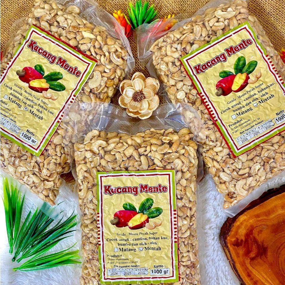 Kacang Mente Mentah belah 1000 gr / 1kg - Kacang Mente