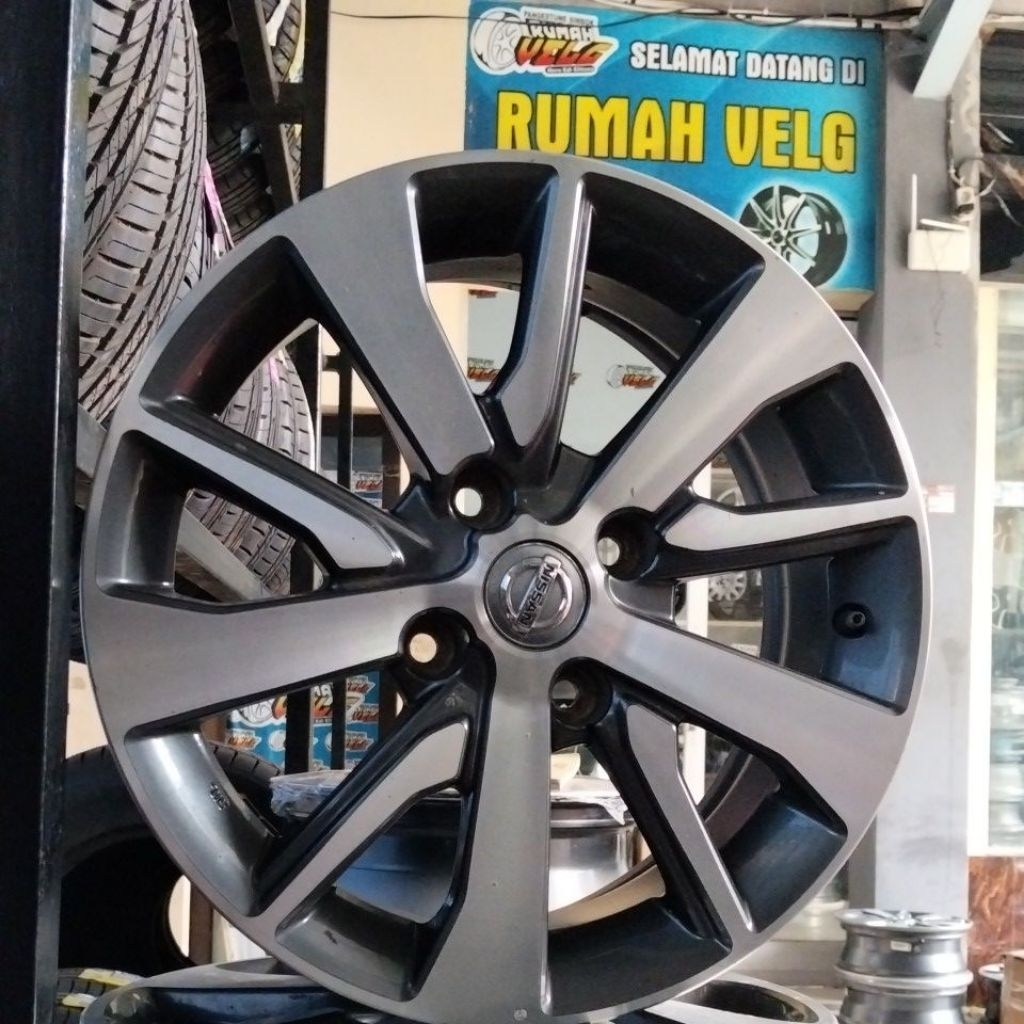 velg pelek original oem nissan grand livina hws 2016-2017 ring 16 bisa untuk upgrade tipe dan jenis 