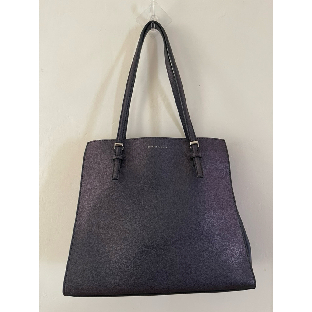 Tote Bag Charles And Keith Original - Preloved