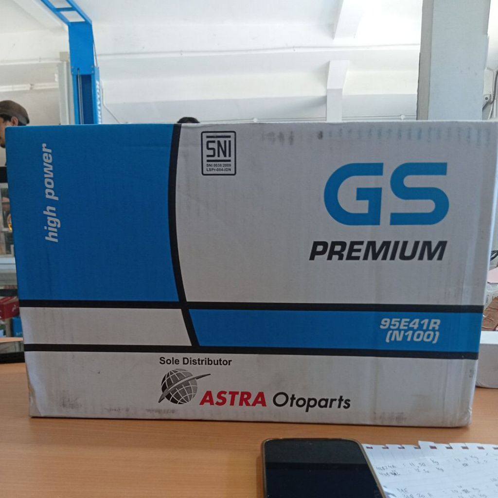 AKI MOBIL GS PREMIUM N100 (95E41R)