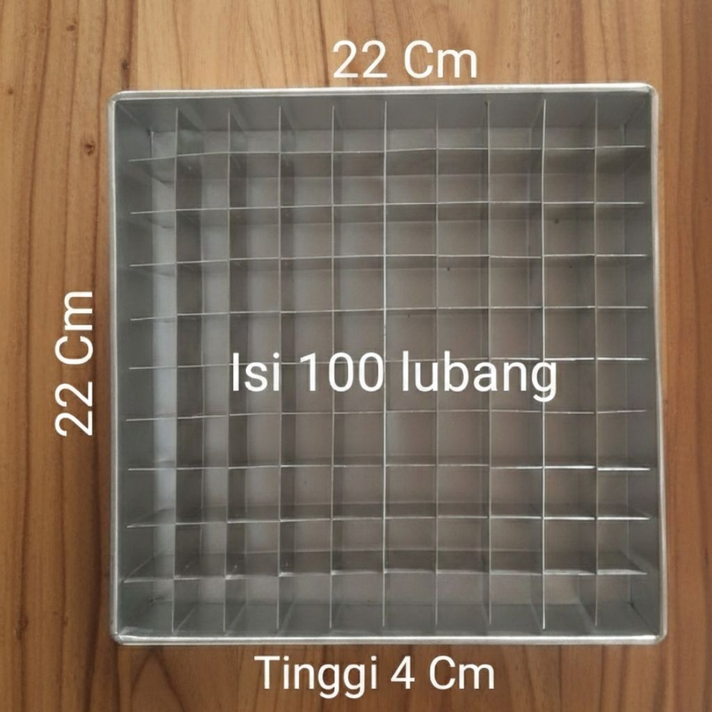 Loyang Sekat Brownies Ukuran 22x22x4 CM Isi 100 Lubang / Loyang Bolu Brownies, Nastar / Cetakan Kue 