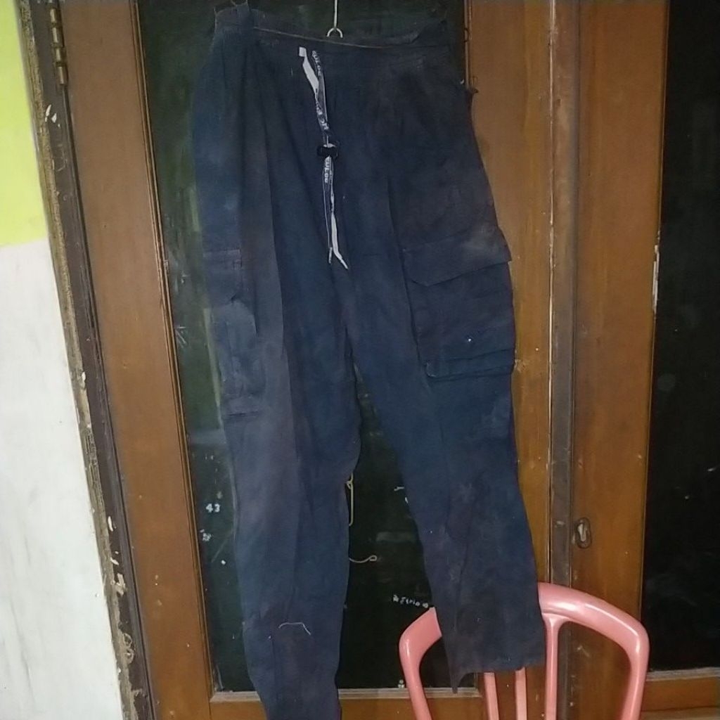 celana kargo cowo pudar merk mcEnroe