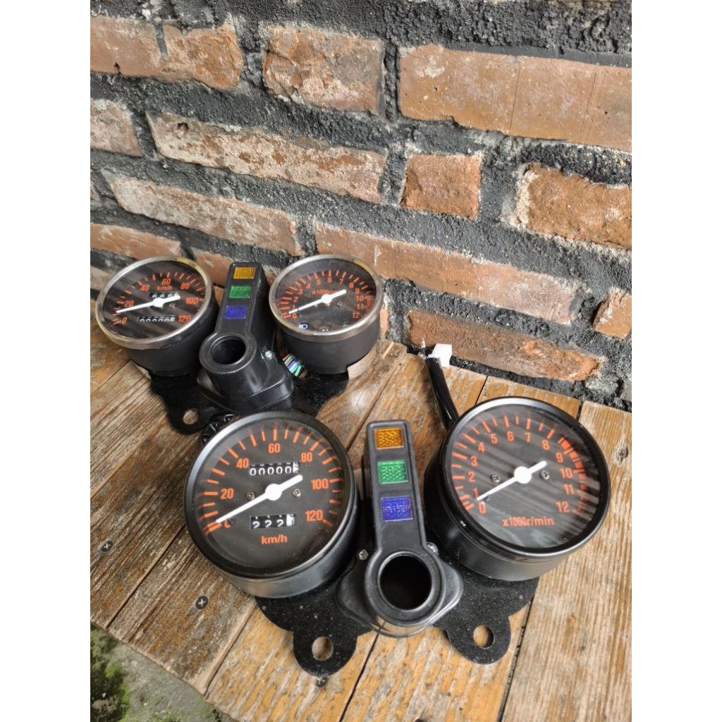 SPEDOMETER GL100 GL125 79 SPEDO GL100 79