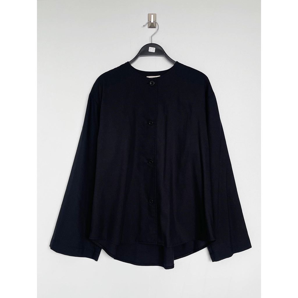 new sample collarless loose shirt black