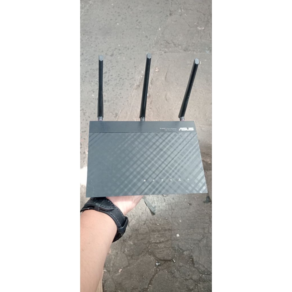 Asus RT-N180U