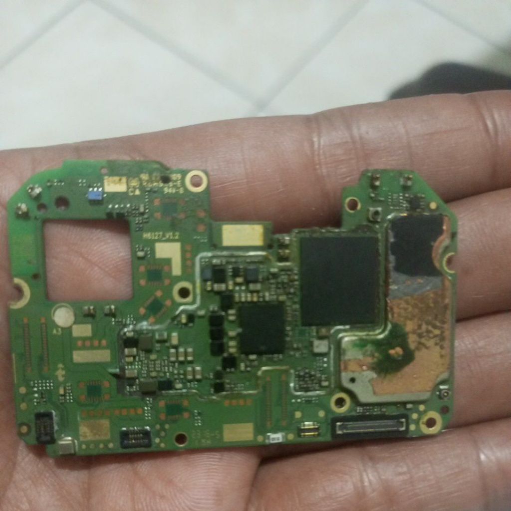 Mesin infinix hot 30i matot,hanya lampu indikator yang nyala