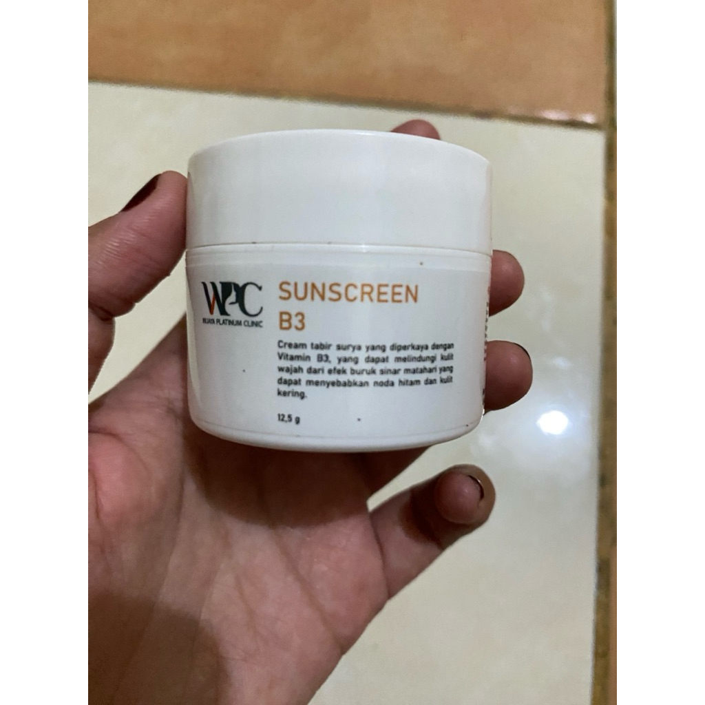 Wijaya Platinum Sunscreen Vitamin B3