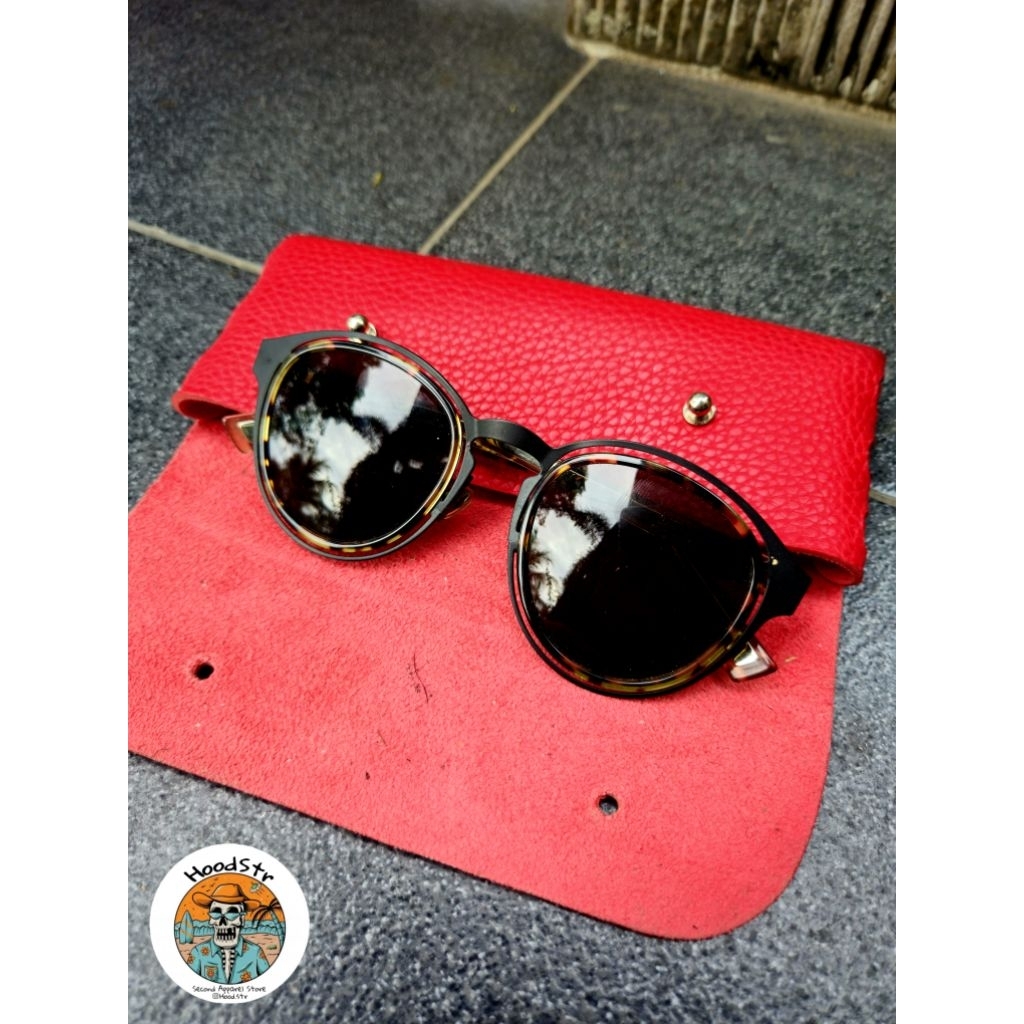 Kacamata Dior Obscure — Bekas Original