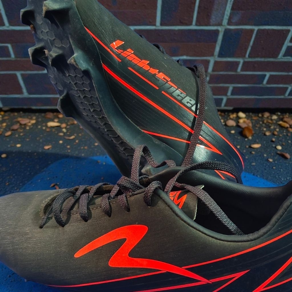 SepatuBolaAnakSecond